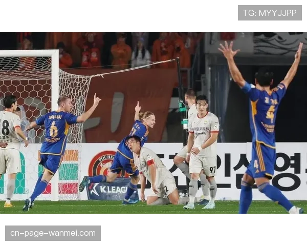 上海申花受困伤病阵容不整 斯卢茨基变阵拉唐回撤前腰效果有限